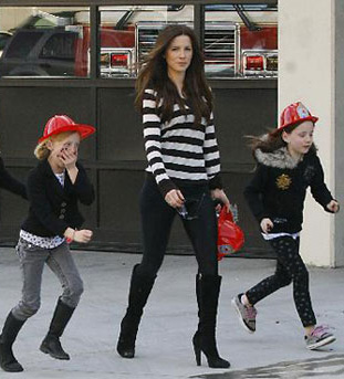 kate beckinsale and daughter