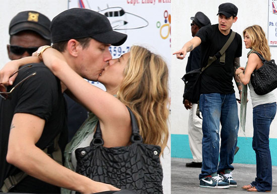 Photos of Jennifer Aniston and John Mayer Kissing at Bahamas Airport After 