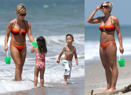 Can you guess who the hot bikini clad mom is here