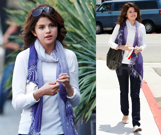 selena gomez mom and dad. Selena#39;s been keeping a full
