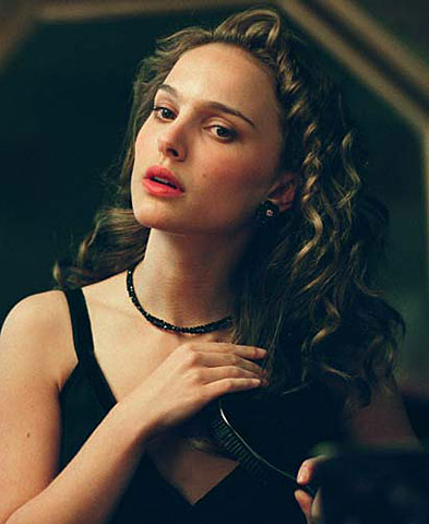  Beckinsale in "Underworld" (2003) Natalie Portman in "V for Vendetta" 