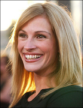 Julia Roberts With Blonde Hair 31