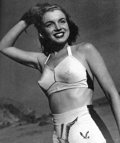 Young Marilyn modeling a dove