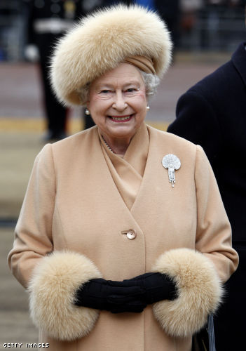 queen elizabeth 11 mother. Queen Elizabeth II looked