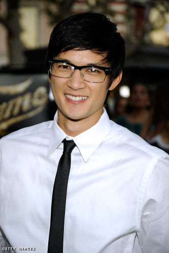 As if you needed another reason to go to the Glee tour Harry Shum Jr 