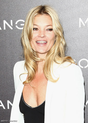 We all know that John Galliano is designing Kate Moss 39 wedding dress for her